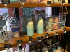 零售区-星巴克(北京复兴路店)