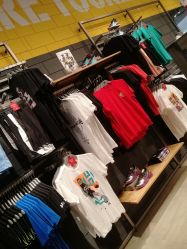-adidas(德基广场店)