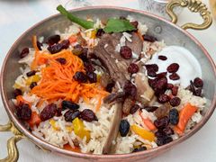 招牌酸奶手抓饭-龟兹KUCINA·新疆菜(前滩L+PLAZA店)