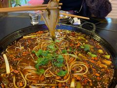 -鸿顺老铁锅美蛙鱼府(解放碑店)