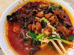三鲜加大肠加小排-泰顺江南春面馆