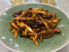 -大鸭梨烤鸭店(金顶街店)