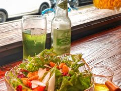 椰油香果沙拉-Catch Bagel(芳草地店)