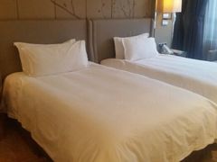 android_upload_pic-上海中航虹桥机场泊悦酒店