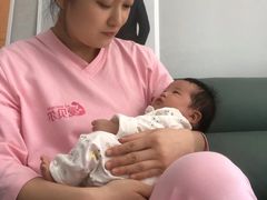-爱贝尔高端月嫂(母婴护理)