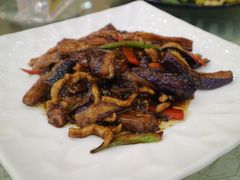 烧汁茄子炒黄瓜-轩记海鲜餐厅·四十五年老字号·经典粤菜(西区彩虹店)