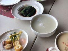 -青岛中心假日酒店·蓝天行政酒廊
