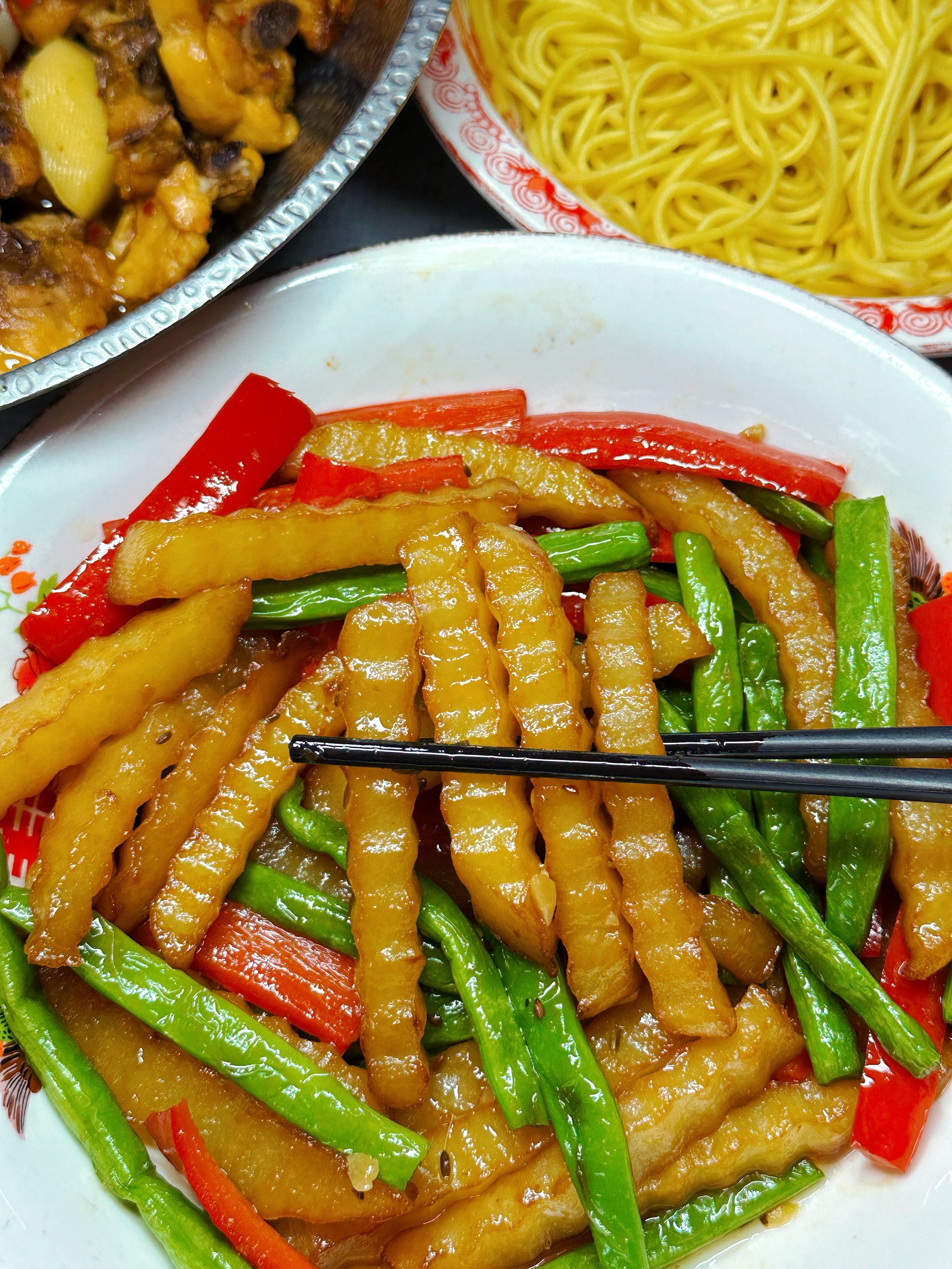 来五一广场,就要吃这种老巷子里的店