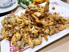炸平菇-东北哈尔滨酱骨头馆房掌柜铁锅炖