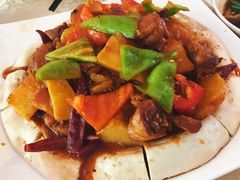 特色的大盘鸡-维吾尔餐厅(宜山路店)