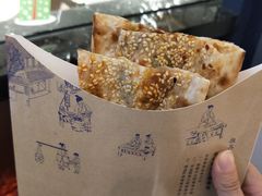 劲爆牛肉锅盔-文叔·湖北名小吃·小龙虾(华强北店)