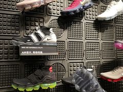 -NIKE品牌体验店(北京蓝色港湾店)