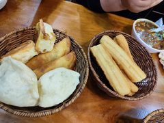 -穆彦华逍遥镇胡辣汤(岗坡路店)