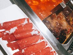 -海底捞火锅鲜切牛肉主题店(长寿路店)