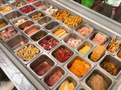 -愉肴麻辣香锅(中北镇店)