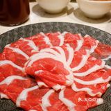 晚上排队超长酱料好评好评!不管是芝麻酱+韭花酱