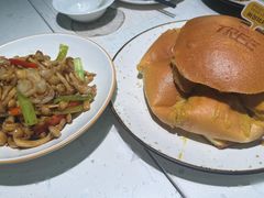 -大树餐厅(红旗街万达店)