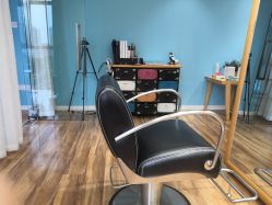 -梳蕾娜 HAIR SALON