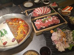 台式麻辣锅-湊湊火锅·茶憩(杭州湖滨银泰in77店)