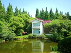 -上海怡沁园度假酒店