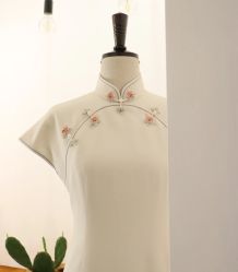 -租旗袍租礼服馆