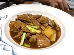 -湖畔鲁菜·二十年老字号餐厅(大明湖店)