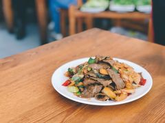 酸笋炒牛肉-牛八宝桂林米粉(八里庄店)