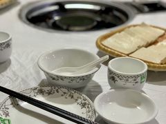 -鲁朗纳麦石锅鸡庄园