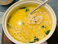 手剥虾仁煮干丝-扬州香格里拉·香宫中餐厅