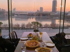 靠窗位-PIZZA BIANCA(万象城店)