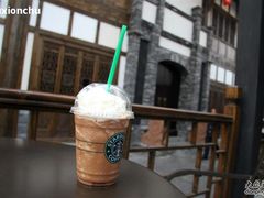 1-星巴克臻选(成都宽窄巷子店)