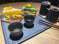 芒果抹茶奶油奶酥蛋糕-black rainbow coffee