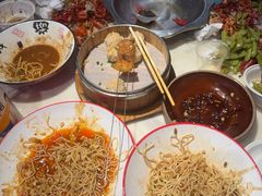-老街烧烤大排档·地道湖北菜·龙虾馆(汉口火车站店)