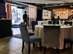 -琬苑鸽庄·川粤融合菜(解放碑总店)