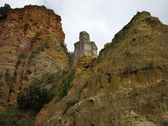 -彩色沙林风景区
