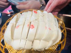 -蓝田九大碗民俗食府(蓝田店)