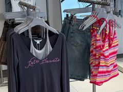 -URBAN REVIVO(七宝领展广场店)