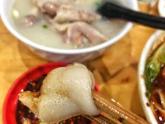 -雷祖芳老妈蹄花店