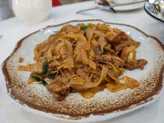 干炒牛河-东江渔村·古典园林·30年粤菜老字号(太和店)