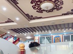 -贡格尔塔拉蒙餐城