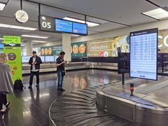 -维也纳国际机场