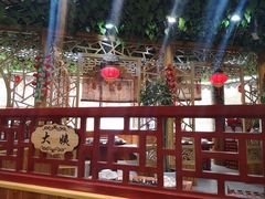 -袁小二大东北铁锅炖(吉祥村总部)