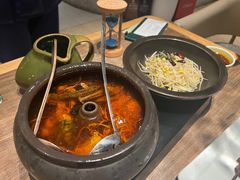 云海肴汽锅鸡-云海肴云南菜(浦江欢乐颂店)