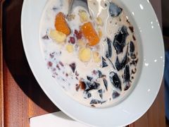 -RUXU入续糖水铺与包(卓悦中心店)