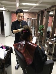 -佛伦斯私人订制烫染国际连锁西红门店