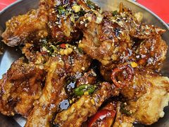 -BHC炸鸡(明洞总店)