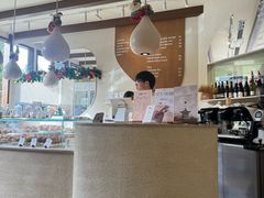 -VERIE BAKEHOUSE