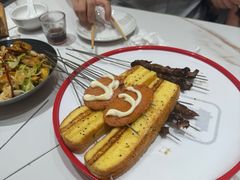 -东北小板凳地摊烧烤(泰来街店)