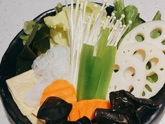 -三江源活鱼现烤(维多利摩尔城店)