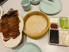 -梅利汴京烤鸭•开封豫菜地标店(东大街店)